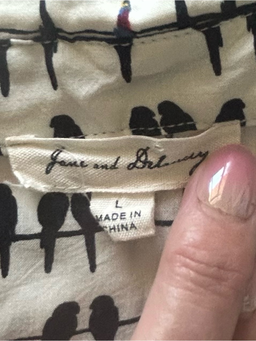 Jane and Delancey Cream Shirt with Black Bird Print - Picture 4 of 7